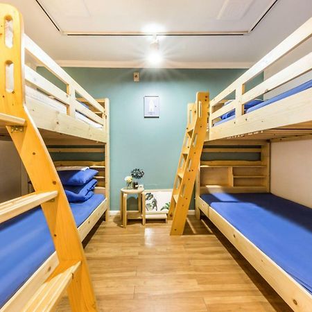 Sinchon Sisters Hostel Seoul Exterior foto
