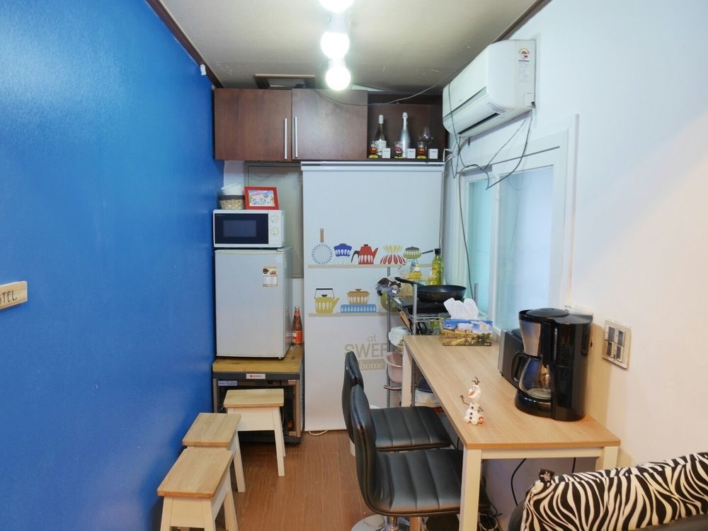 Sinchon Sisters Hostel Seoul Exterior foto