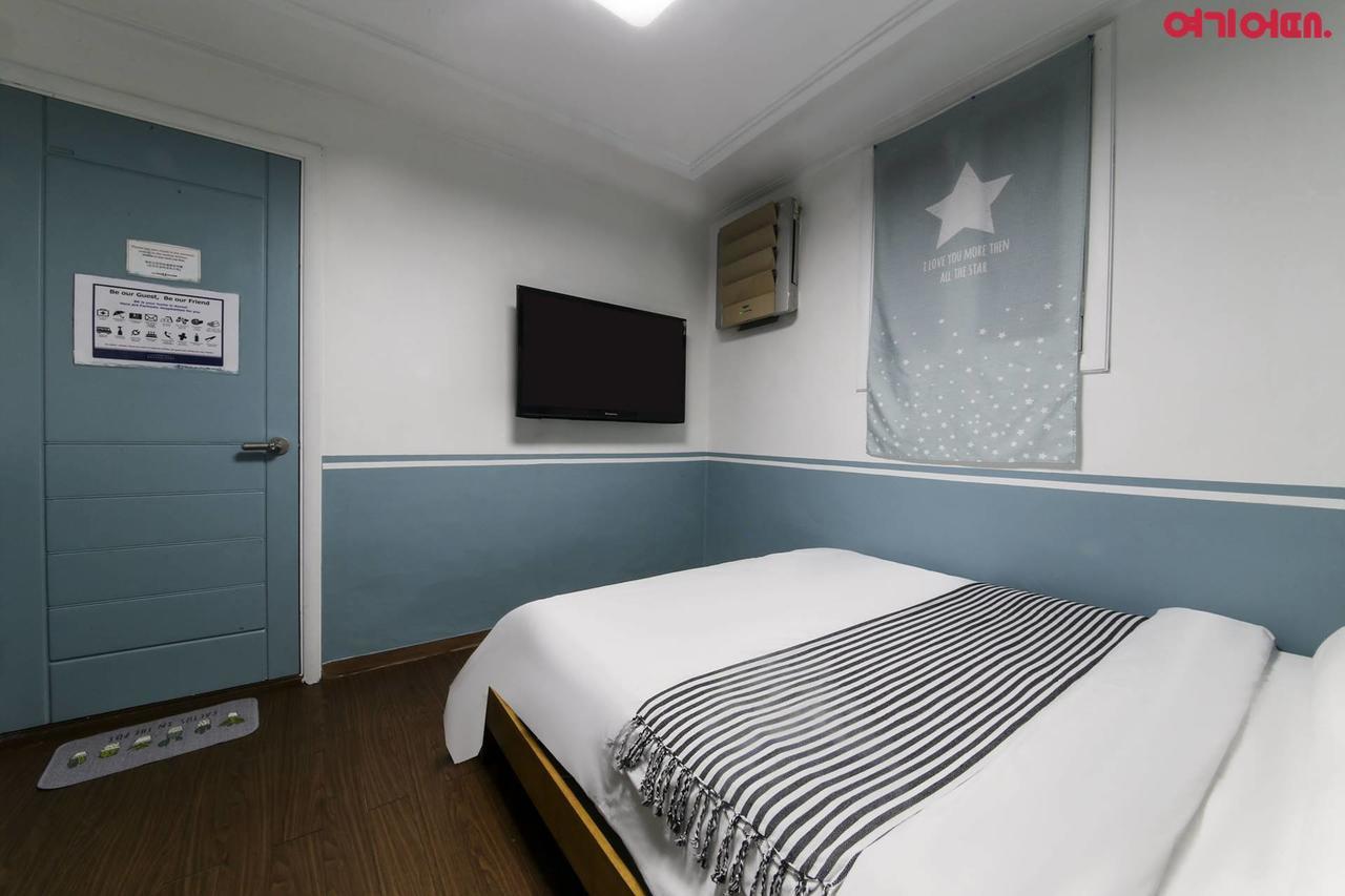 Sinchon Sisters Hostel Seoul Exterior foto