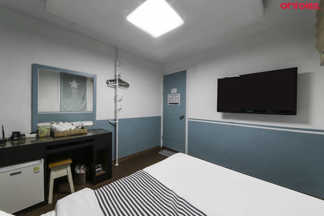 Sinchon Sisters Hostel Seoul Exterior foto